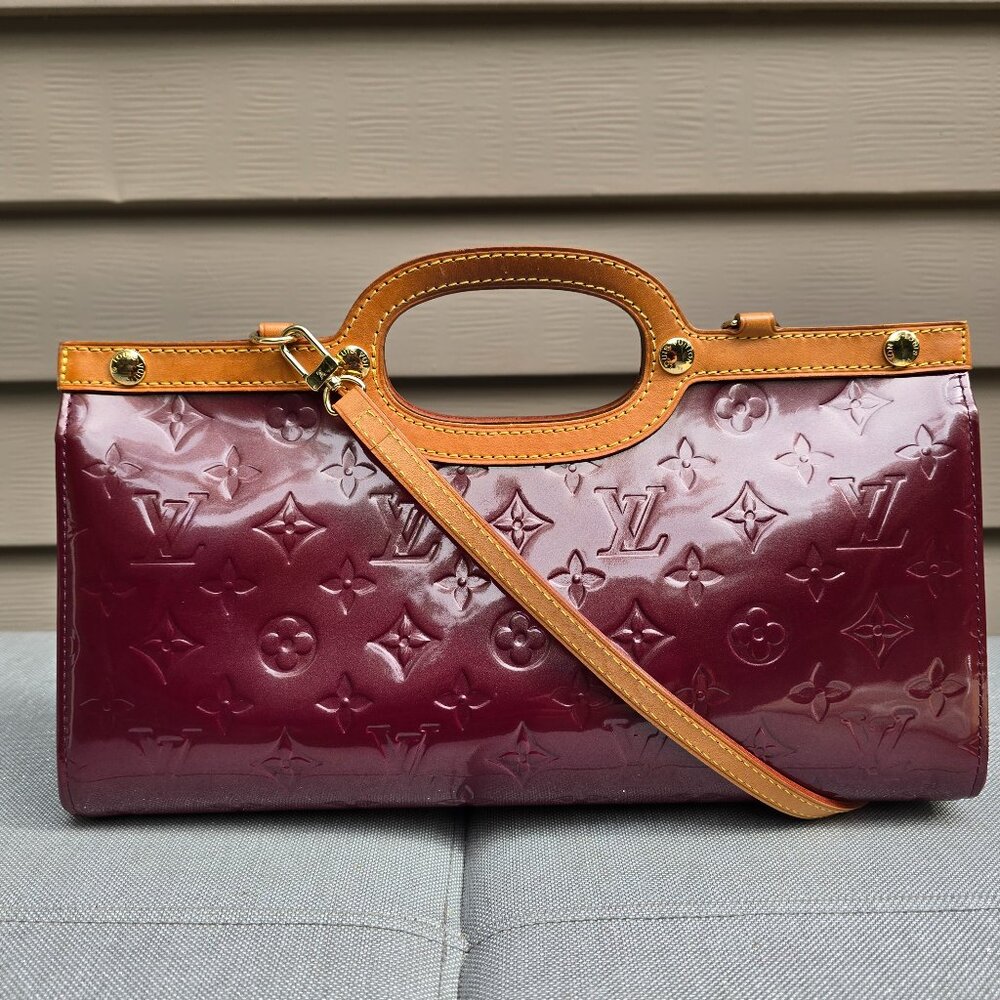 Louis Vuitton Roxbury Drive  Vernis Amarante
